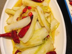 酸辣白菜-壹号院音乐餐厅•烤全羊•新疆菜(浐灞店)