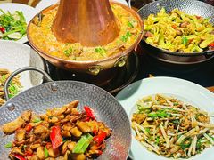 -雀舞云南菜(天津天河城购物中心店)