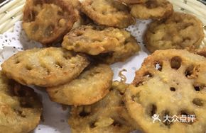 Hankou Fried Lotus Root Stuffed with Meat