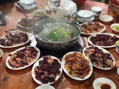 吊龙-蔡社牛肉城(龙湖店)