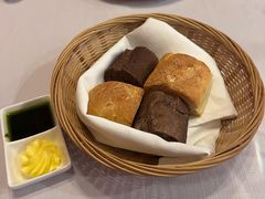 -塞纳河法国餐厅(意式风情街店)