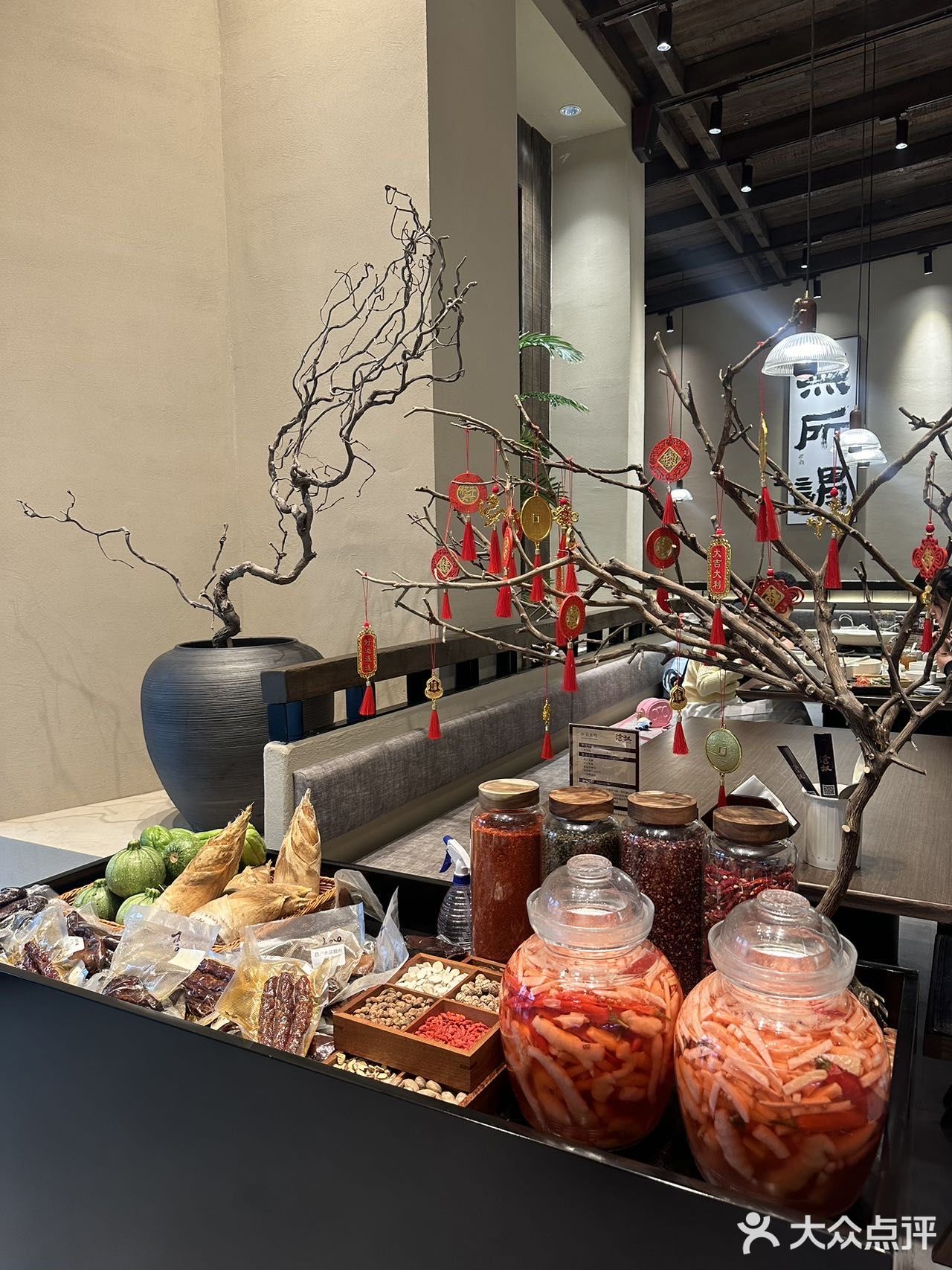  大连的！新晋川菜馆过于费米饭了🍚环境一绝