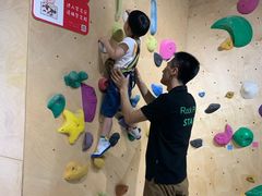 -ROCKPLUS攀岩馆(环宇城店)