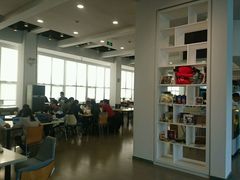 -木槿校园影城(闵行交大菁菁堂店)