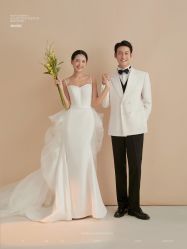 点击看大图 -至臻微拉婚纱摄影
