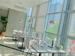 -必胜客(威高广场店)