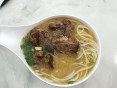 牛腩汤面-翠华餐厅(香港国际机场店)