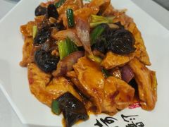 -何适山庄 ·可团建(水长城P2停车场店)