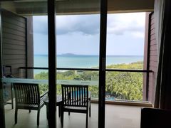 -三亚湾海居铂尔曼度假酒店