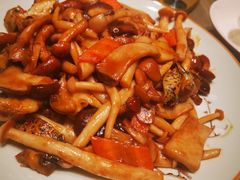 -小船渔村•大连菜•大连焖鱼(黄河路店)
