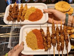 -卞二小串·鹤岗烧烤·坑烤(永定路店)