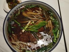 -镇南锅盖面馆(解放路店)