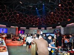 -Bo Lounge & BOA Club