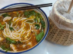 -窄巷口生烫牛肉米线(客村店)