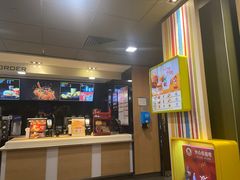 -麦当劳(新华路步步高店)