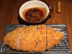 盖浇背脊套餐-山杏yama-katsu·吉列炸物