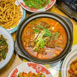 湖北餐馆显眼包，秋天冲地道湖北菜[礼花]