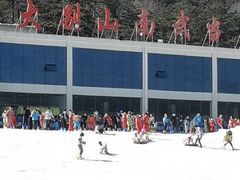 -大别山南武当滑雪场