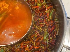 -蛙两只美蛙鱼头火锅(恒茂店)