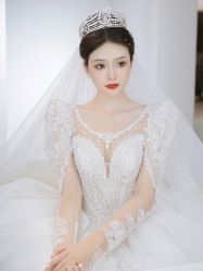 -莫小姐婚纱