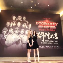 -变画·发型STUDIO