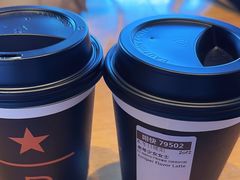 -星巴克臻选(上海合生汇1F店)