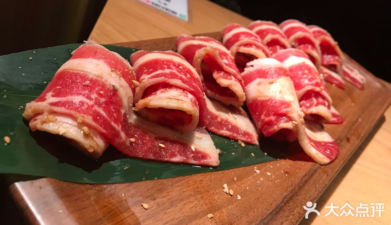 相比韩式烤肉，日式甜甜的酱汁更得我心。大粥沫的中午