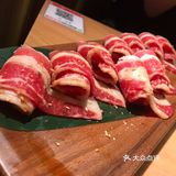 相比韩式烤肉，日式甜甜的酱汁更得我心。大粥沫的中午