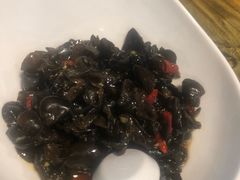 -每食每刻·皖北新民地锅鸡
