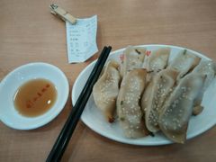 -小姜锅贴(凤凰街店)