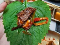 -草家酱蟹炭火烤肉店(珲春南路一店)