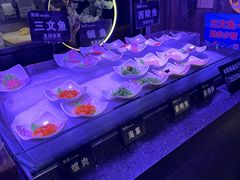 -领鲜活海鲜榴莲自助火锅(东门店)