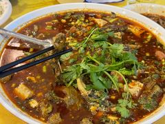 -胖大姐黄辣丁鱼庄(新津店)