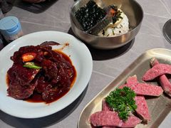 -草家酱蟹炭火烤肉店(珲春南路一店)