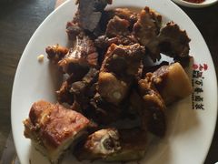 -老鼎万春卤菜(鹭湖宫8区店)