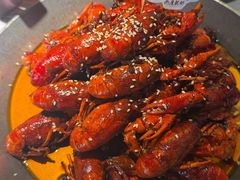 -巴厘龙虾·榜首油焖大虾(音乐学院·沿江酒馆店)