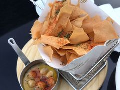薄脆配鹰嘴豆泥-Lets burger非常汉堡·环球风味(蓝色港湾店)