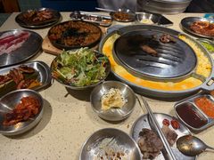 -安小胖韩国烤肉(财富广场画苑小区店)