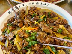 -鲁南仔·滕州炒鸡(经三路店)