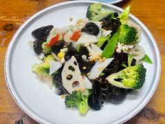 -老姑砂锅·烧烤天津菜(体北道店)