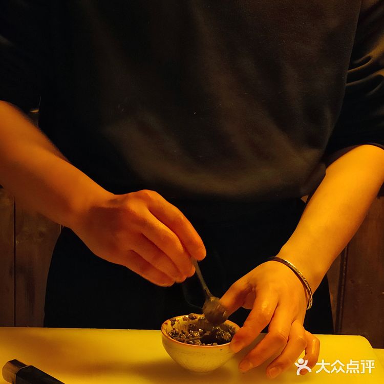 昊｜来了寿司店  在魔法屋里吃寿司