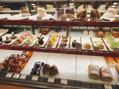 面包甜点陈列柜-西村叔叔的店·面包·甜品·蛋糕(崂山丽达店)