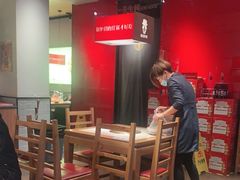 大堂-老佛爷炭火蛙锅直营(清滨路总店)