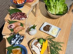 -山川小町·极番烧肉(新地假日广场店)
