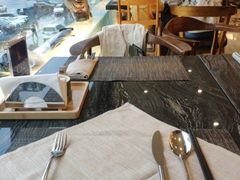 -东方红海鲜百汇(国际大厦店)