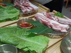 -青瓦餐厅·生鱼片·韩园烤肉(西塔店)