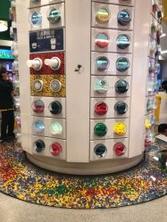 -乐高品牌旗舰店(人民广场店)