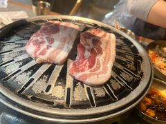 -草家酱蟹炭火烤肉店(珲春南路一店)