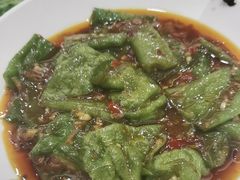 -侬佳蒸菜馆(听潮店)
