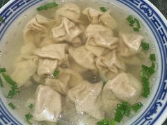 鸡肉馄饨-四宜糕团店(文峰城市广场店)